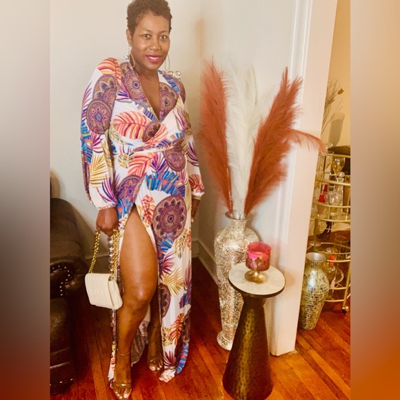 New Maxi Multi Color Maxi Dress - Picture 5 of 9